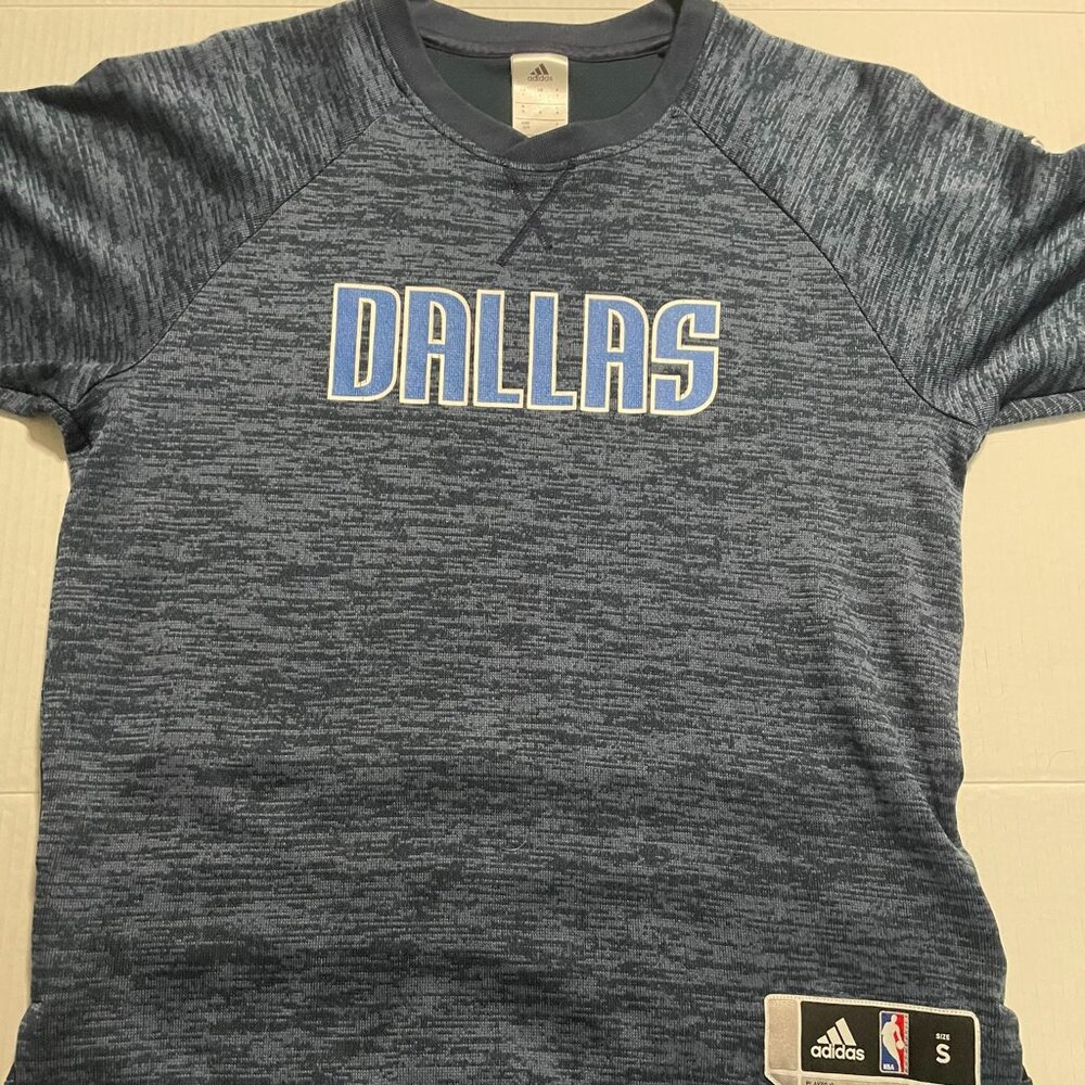 Dallas Mavericks Tee